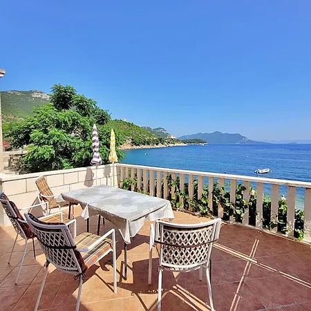 Jelka-3 By Interhome