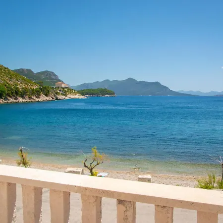 Jelka-3 By Interhome * Trstenik