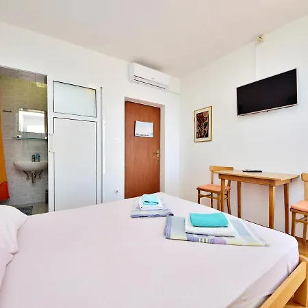 Jelka-3 By Interhome *